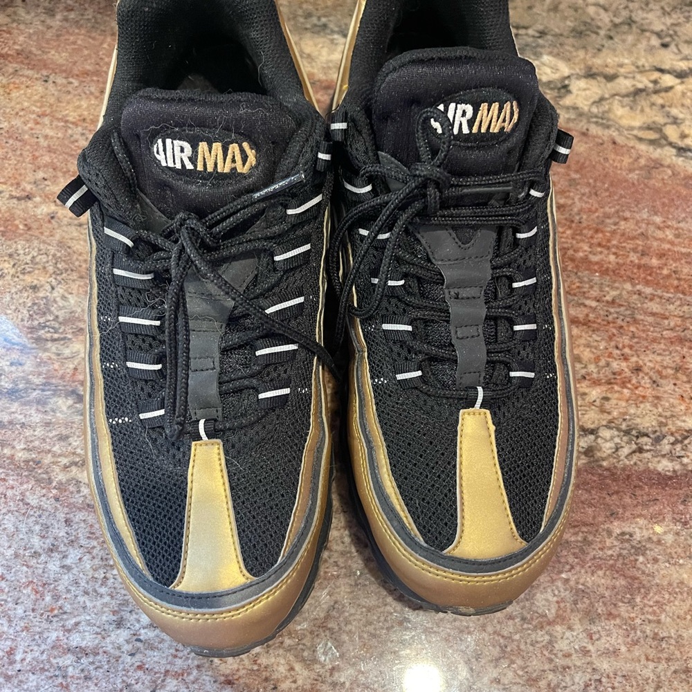 Nike Air Max 24-7